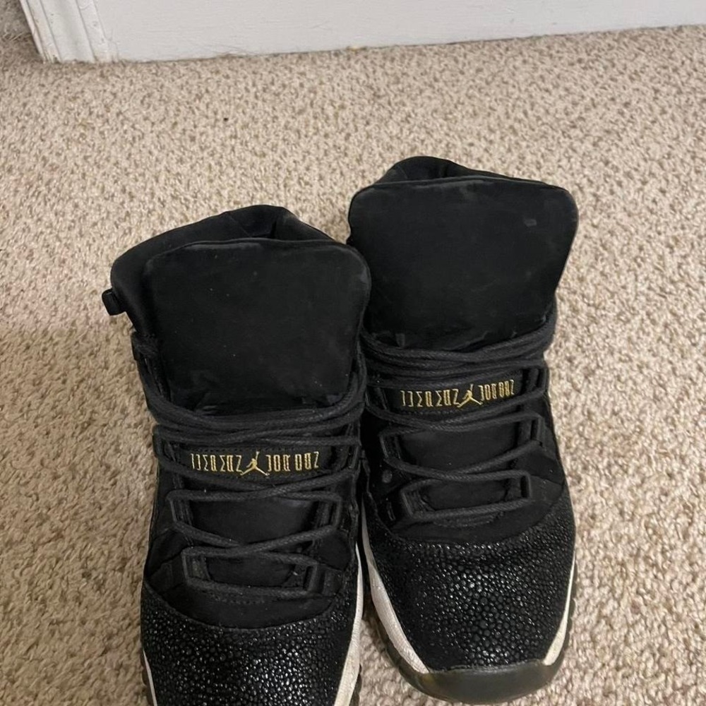 Jordan 11 retros premium